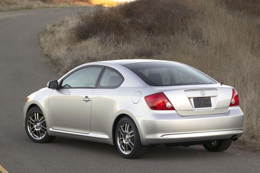  Scion tC 2005 года  (фото 57 из 130)